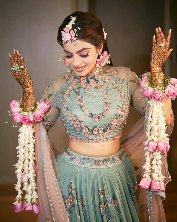 Gysophila and colourful roses  Pearl Bridal Jewelry Set